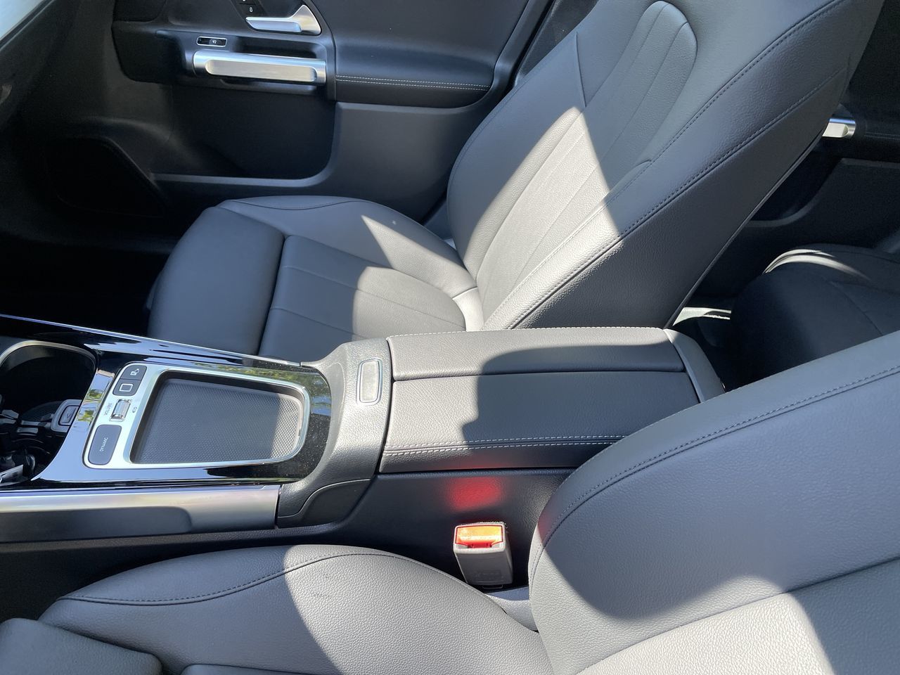 2025 Mercedes-Benz GLB in North Vancouver, British Columbia