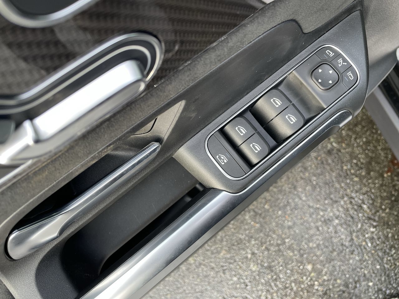 Mercedes-Benz GLB  2025 à North Vancouver, Colombie-Britannique