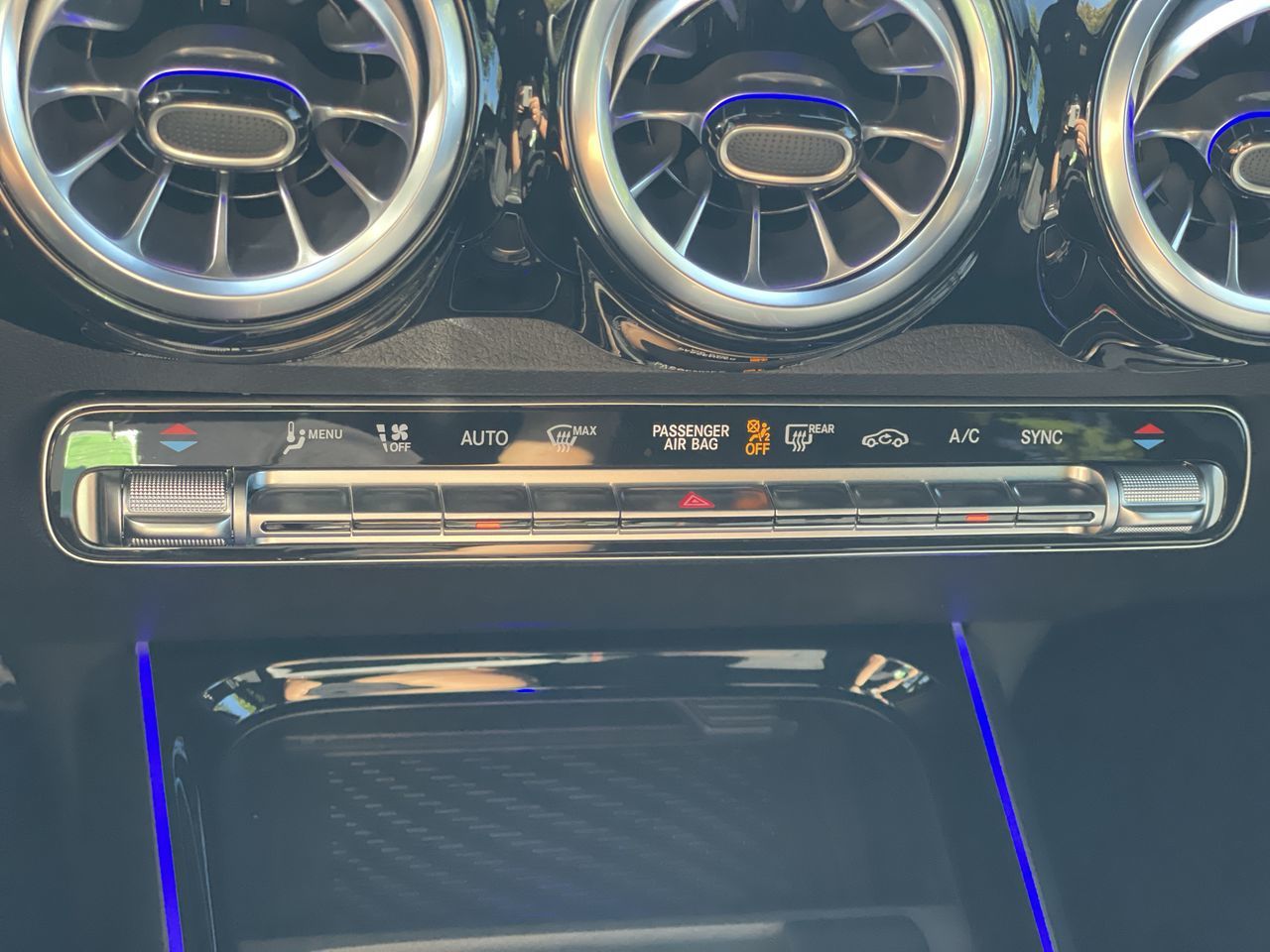 2025 Mercedes-Benz GLB in North Vancouver, British Columbia