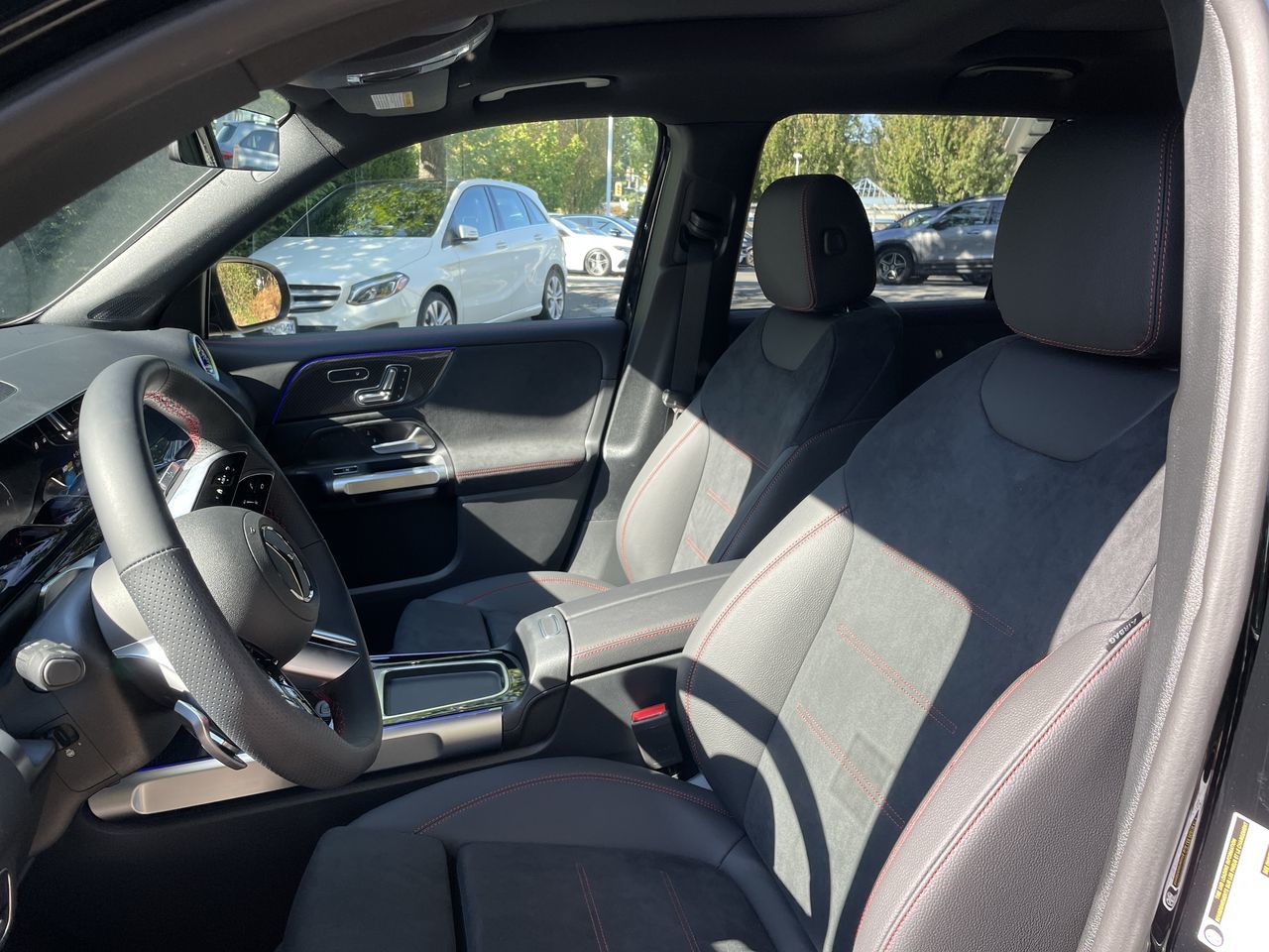 2025 Mercedes-Benz GLB in North Vancouver, British Columbia