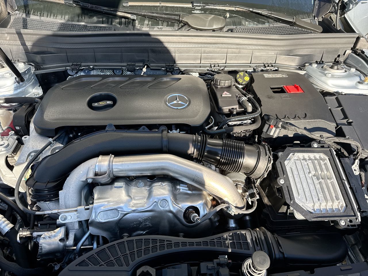 Mercedes-Benz GLB  2025 à North Vancouver, Colombie-Britannique