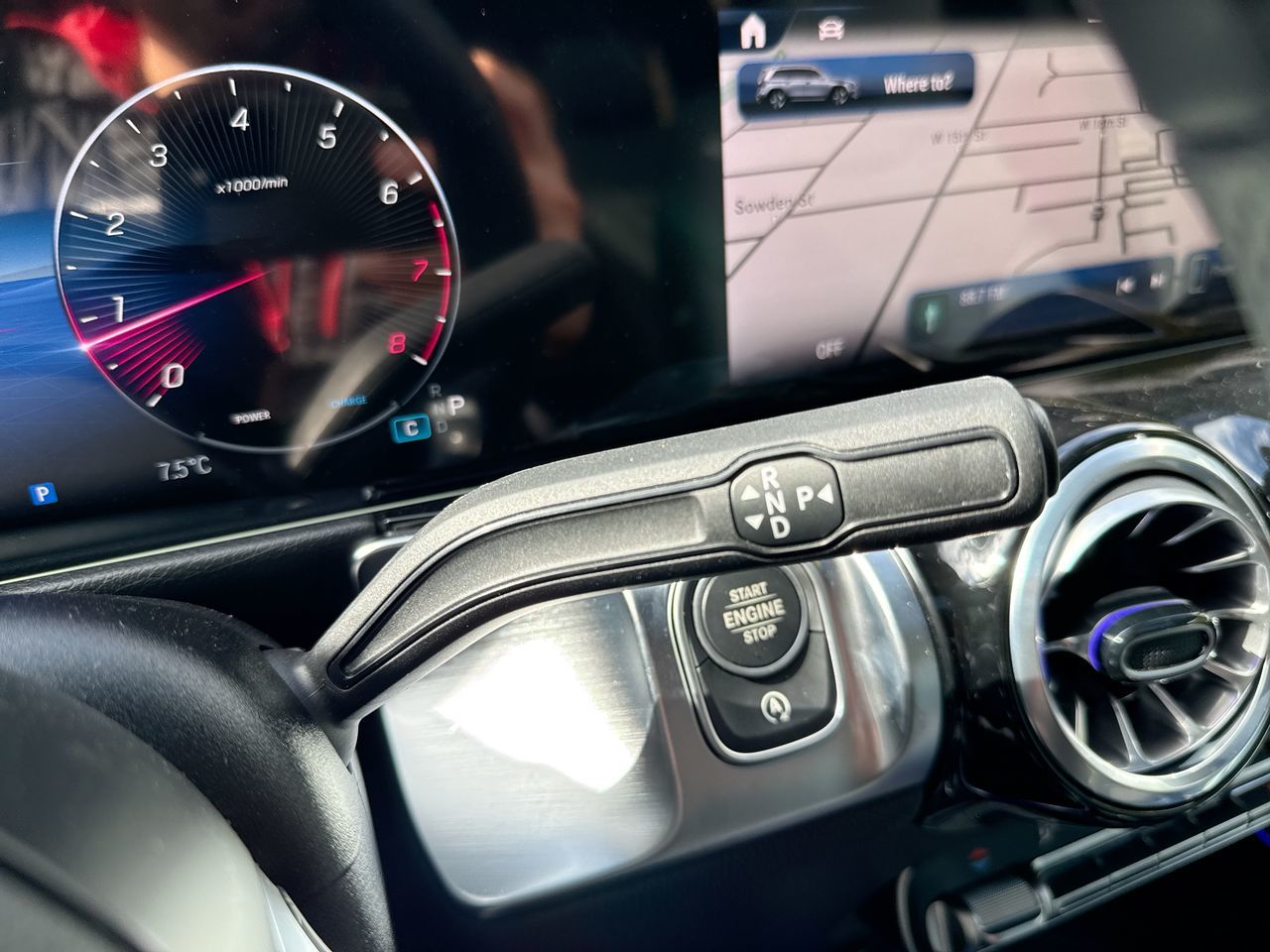 Mercedes-Benz GLB  2025 à North Vancouver, Colombie-Britannique