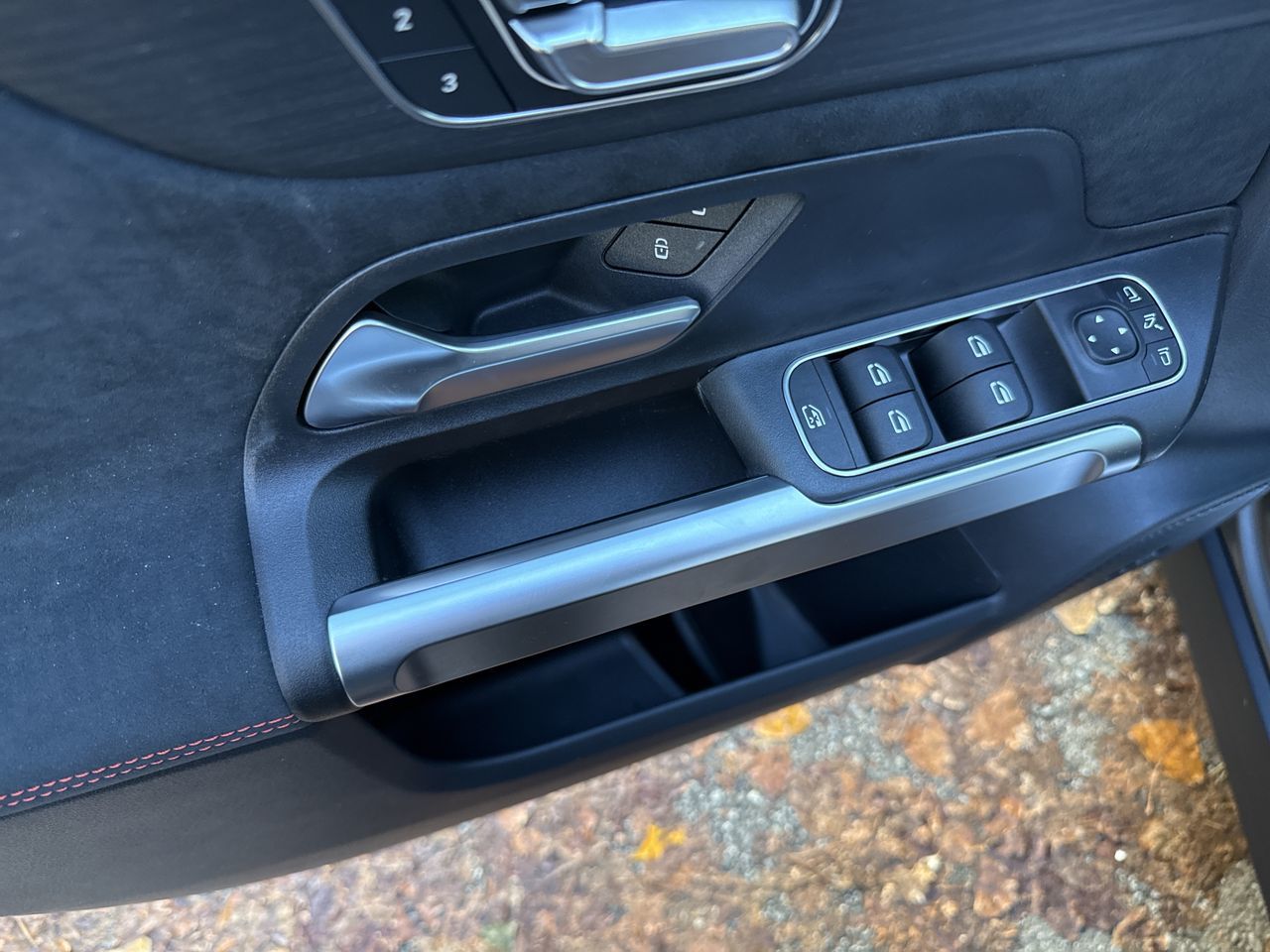 2025 Mercedes-Benz GLB in North Vancouver, British Columbia