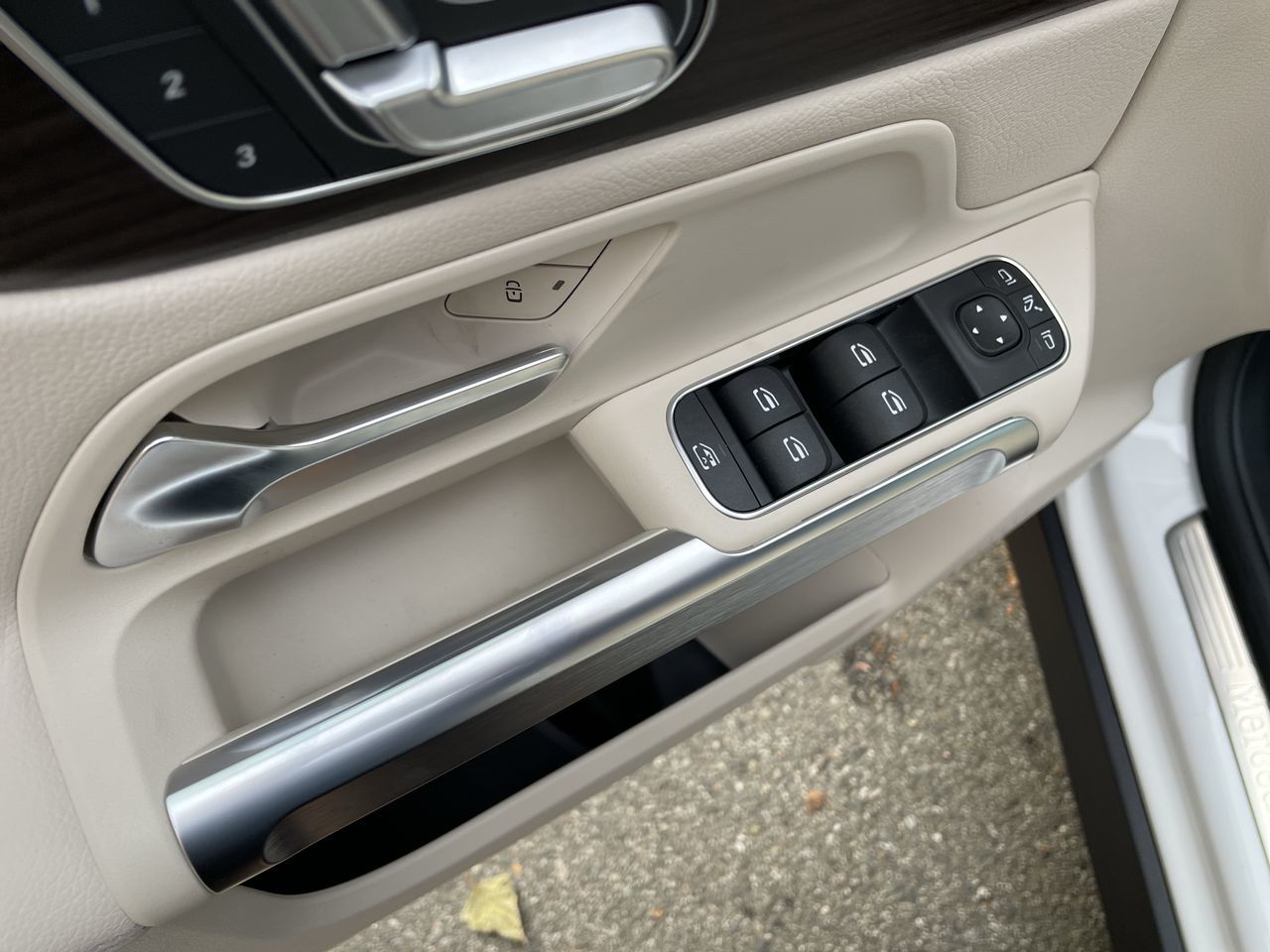 2025 Mercedes-Benz GLB in North Vancouver, British Columbia