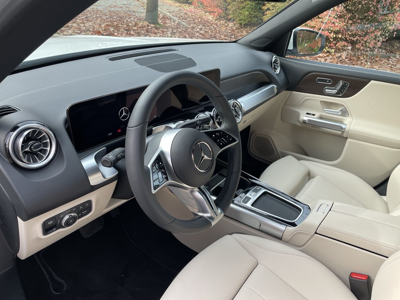 2025 Mercedes-Benz GLB in North Vancouver, British Columbia