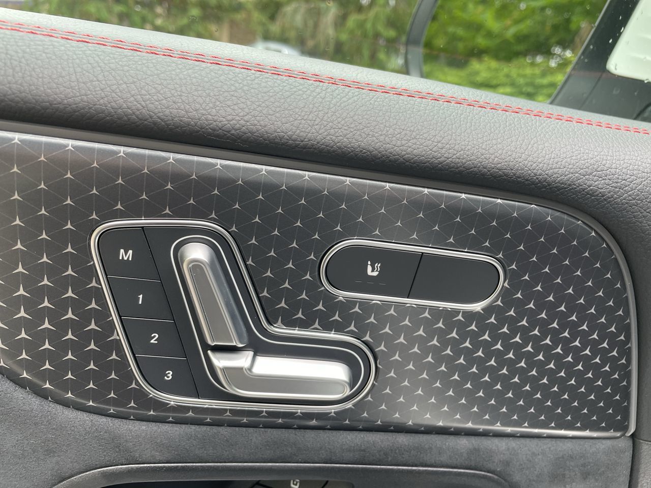 Mercedes-Benz GLB  2025 à North Vancouver, Colombie-Britannique