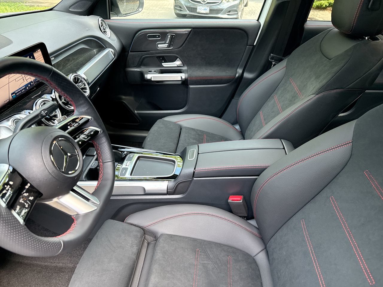2025 Mercedes-Benz GLB in North Vancouver, British Columbia