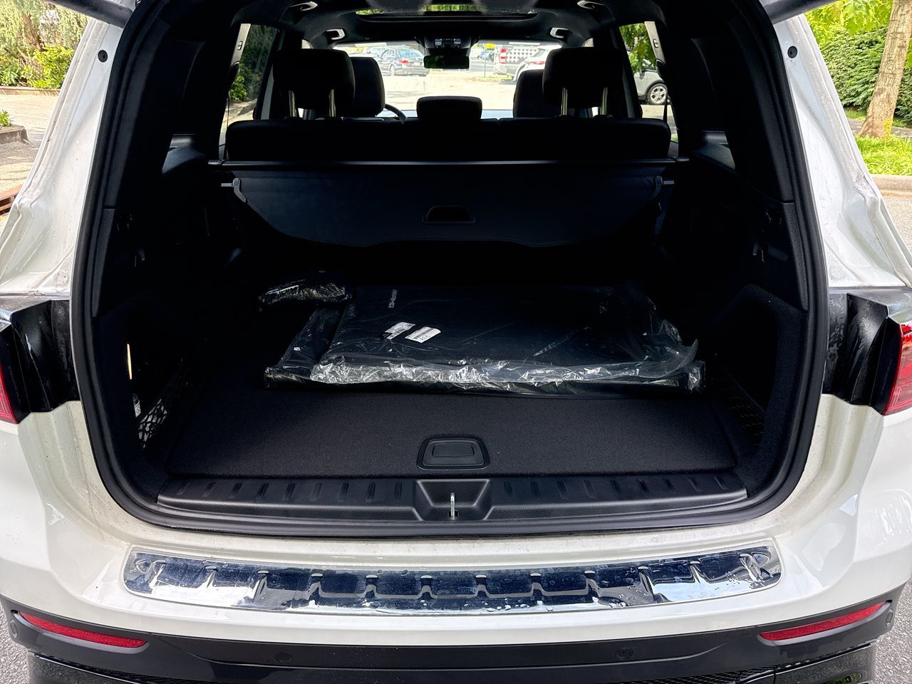 2025 Mercedes-Benz GLB in North Vancouver, British Columbia