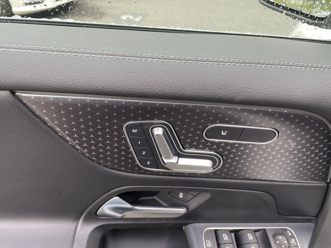 2026 Mercedes-Benz GLB in North Vancouver, British Columbia