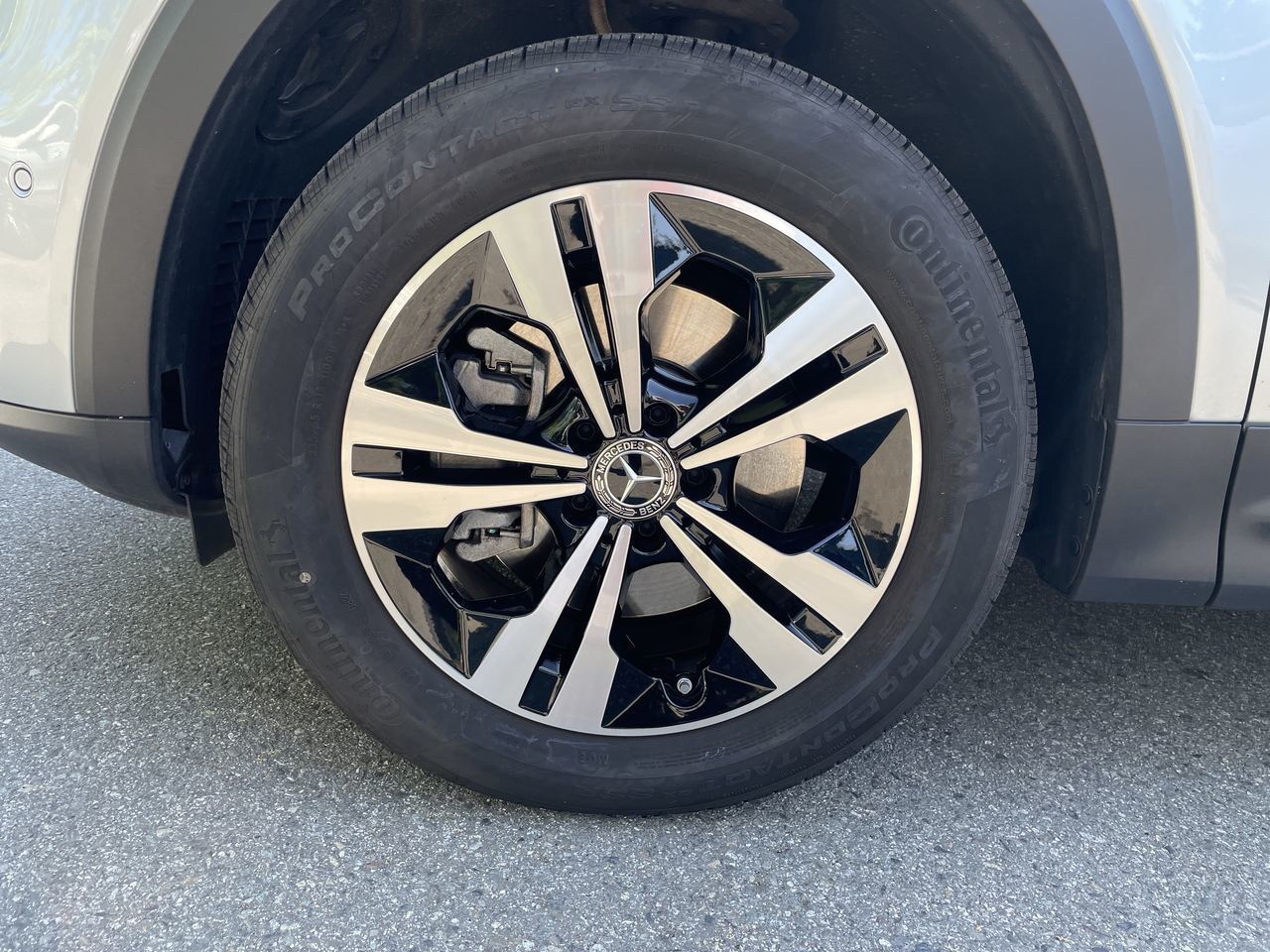 2025 Mercedes-Benz GLB250 in North Vancouver, British Columbia