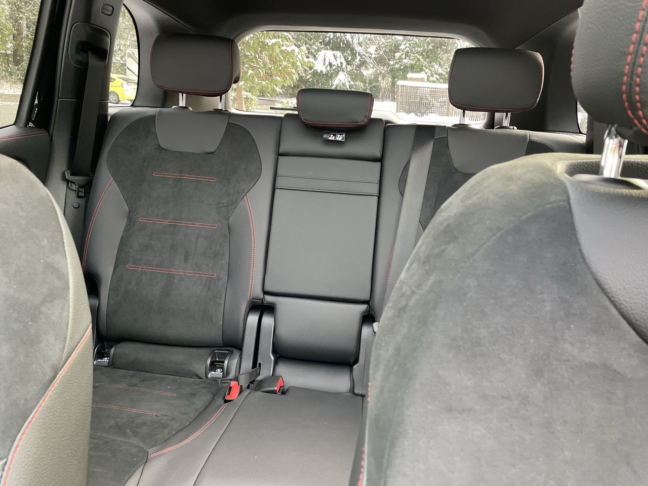 2025 Mercedes-Benz GLB250 in North Vancouver, British Columbia