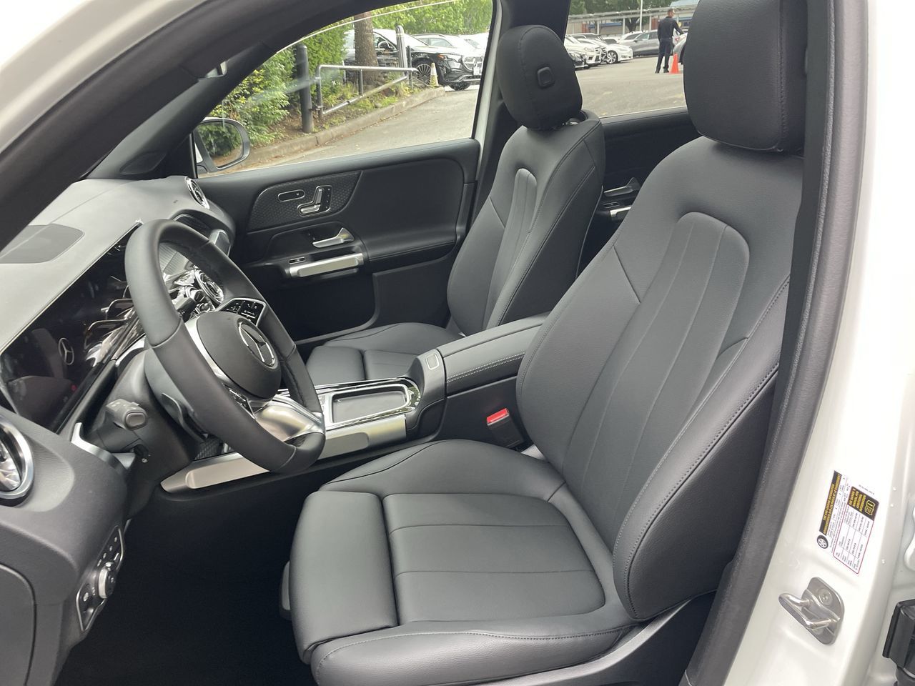 2025 Mercedes-Benz GLB250 in North Vancouver, British Columbia