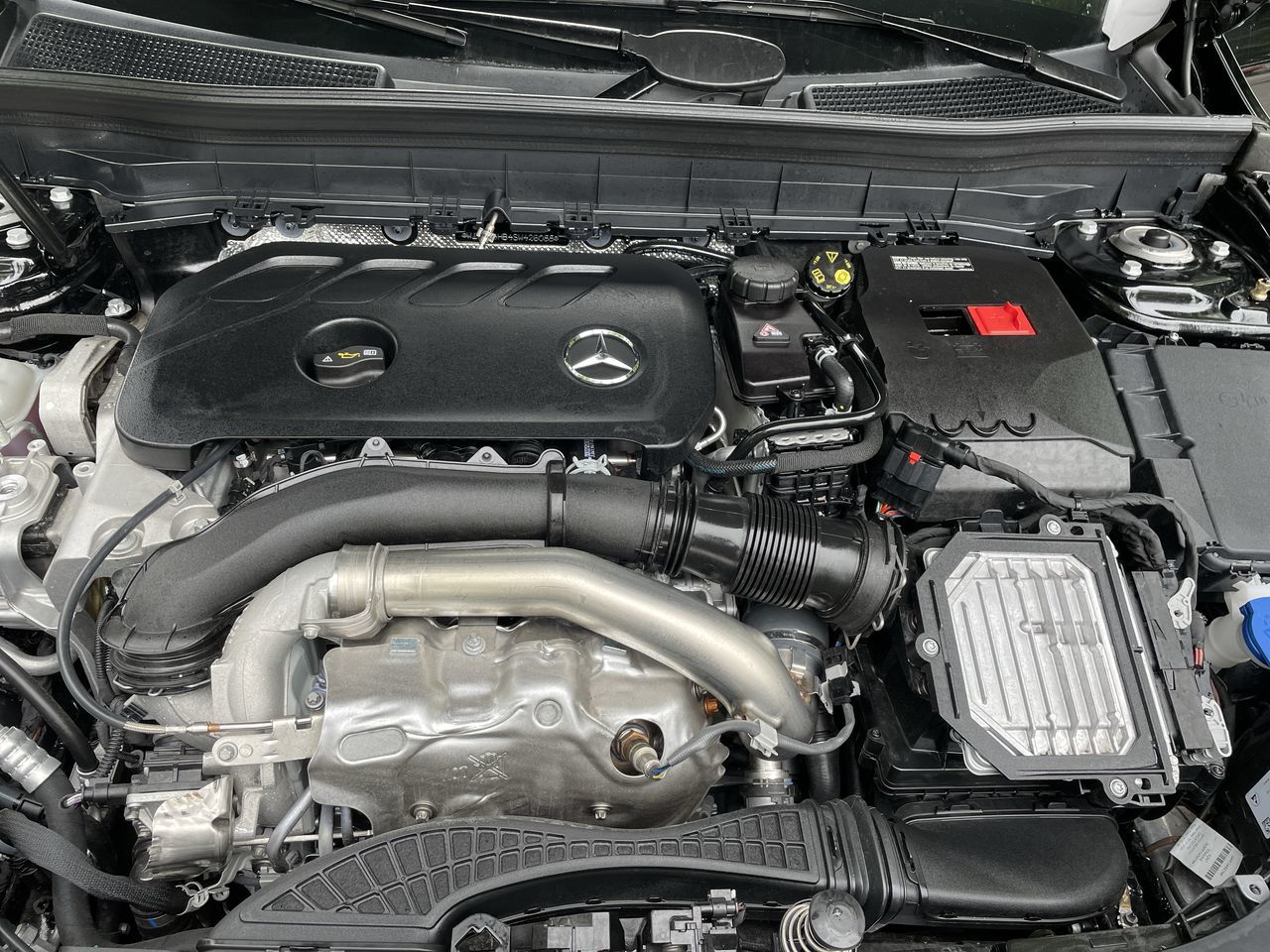 2025 Mercedes-Benz GLB in North Vancouver, British Columbia