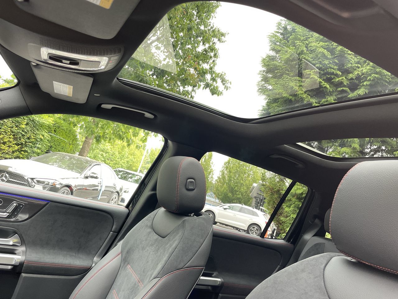 2025 Mercedes-Benz GLB in North Vancouver, British Columbia
