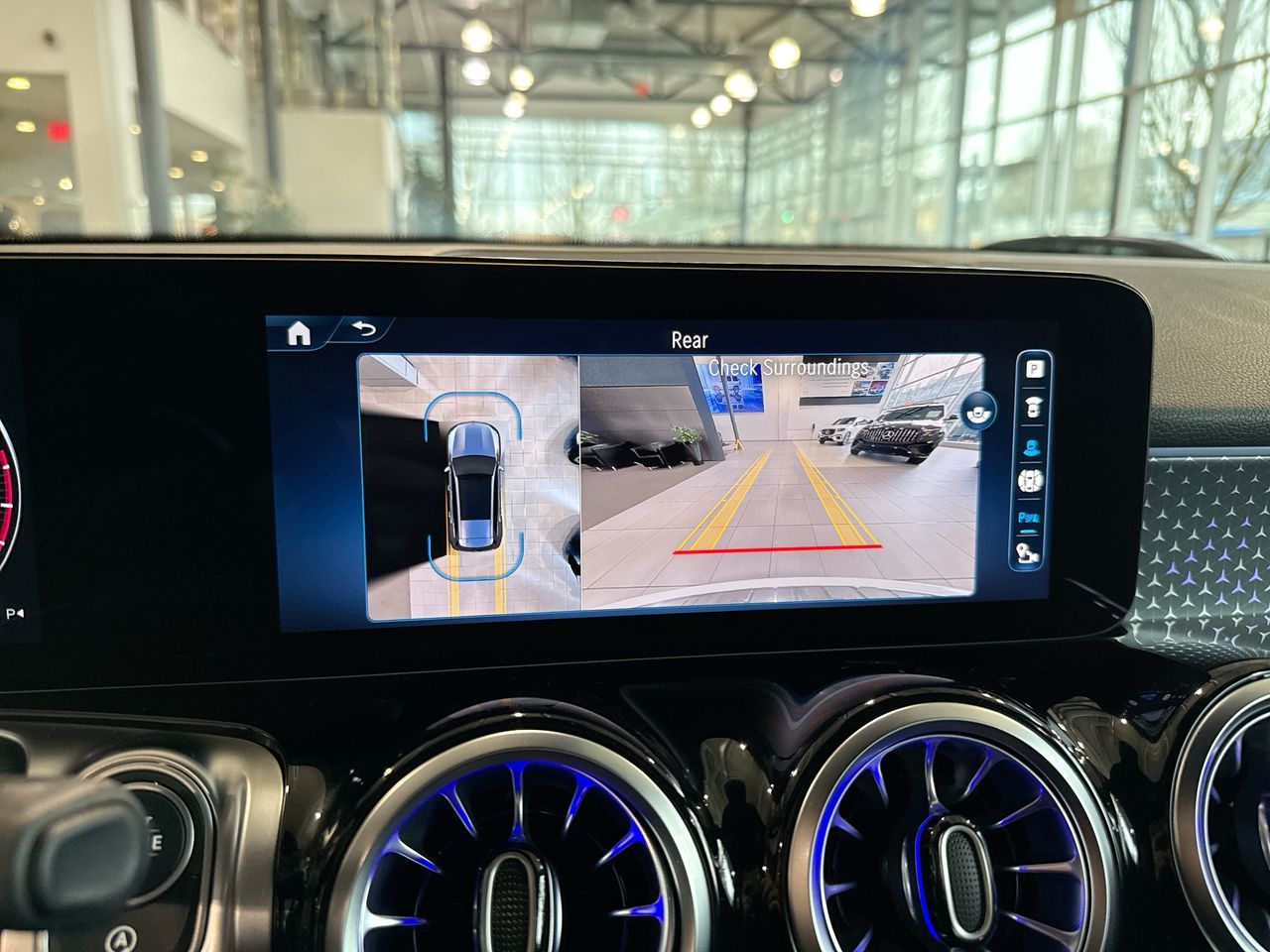 2025 Mercedes-Benz GLB in North Vancouver, British Columbia