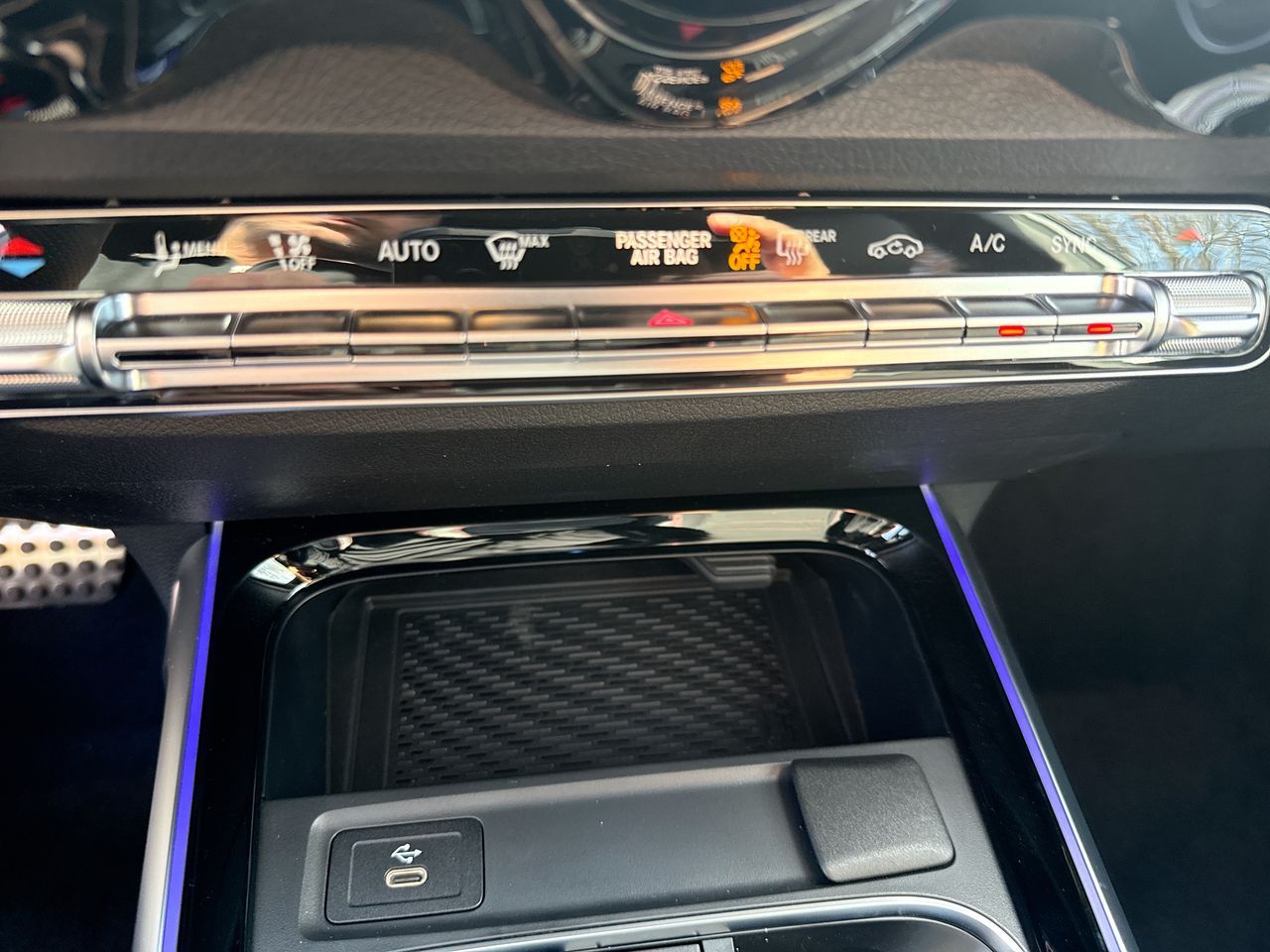 2026 Mercedes-Benz GLB in North Vancouver, British Columbia