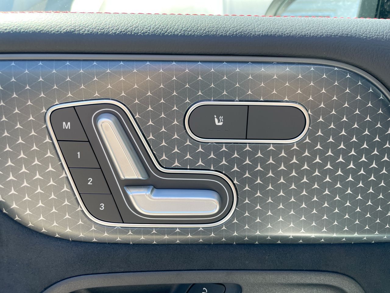 2026 Mercedes-Benz GLB in North Vancouver, British Columbia