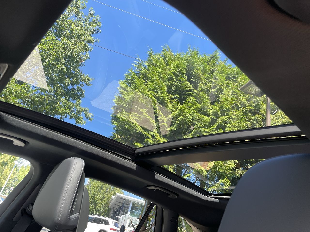 2025 Mercedes-Benz GLC Plug-in Hybrid in North Vancouver, British Columbia