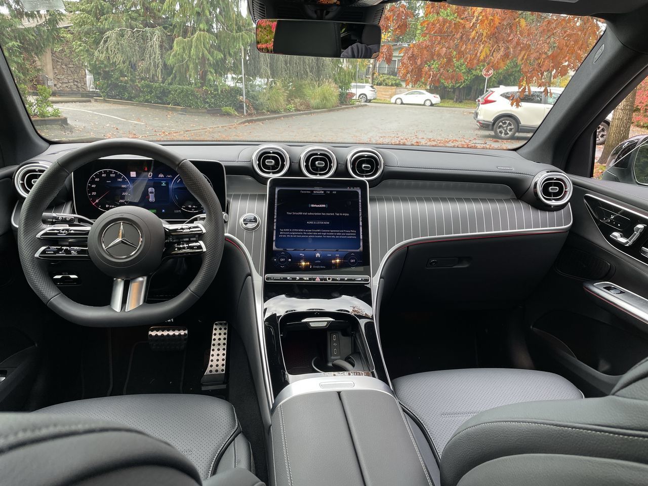 2025 Mercedes-Benz GLC Plug-in Hybrid in North Vancouver, British Columbia