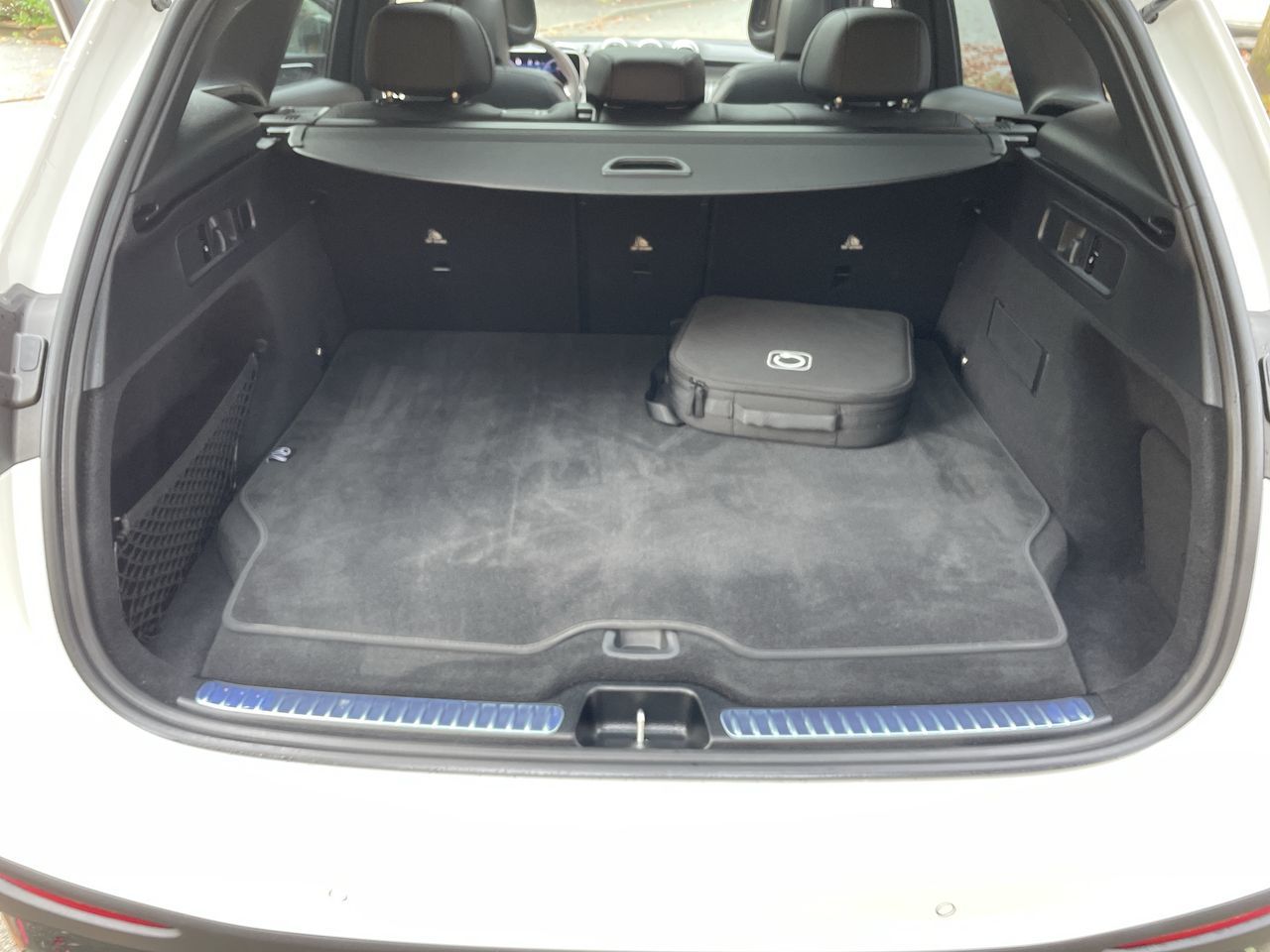 2025 Mercedes-Benz GLC Plug-in Hybrid in North Vancouver, British Columbia
