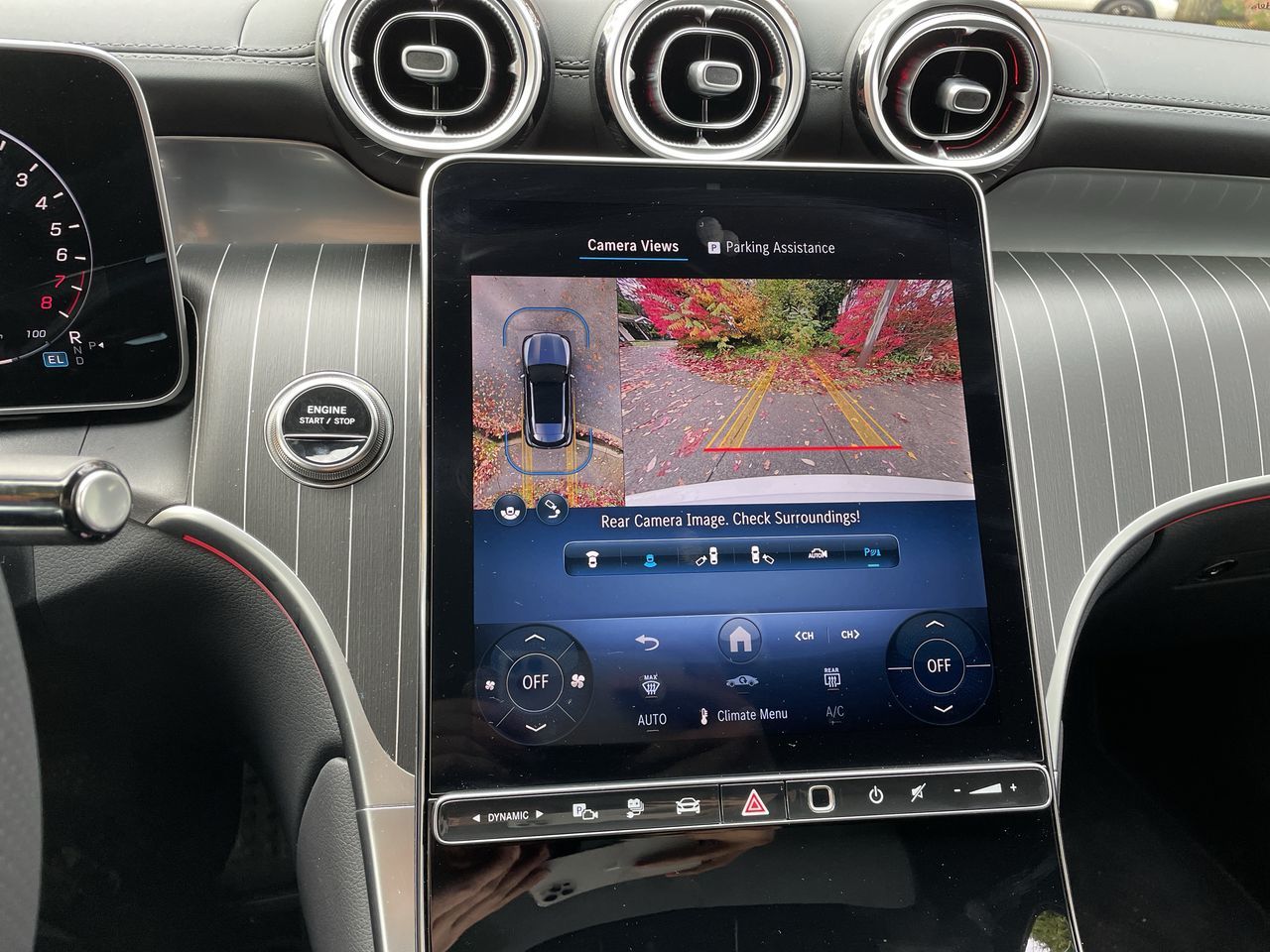 2025 Mercedes-Benz GLC Plug-in Hybrid in North Vancouver, British Columbia