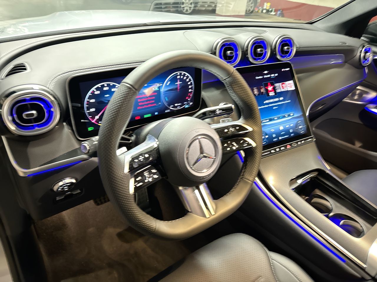 2026 Mercedes-Benz GLC Plug-in Hybrid in North Vancouver, British Columbia