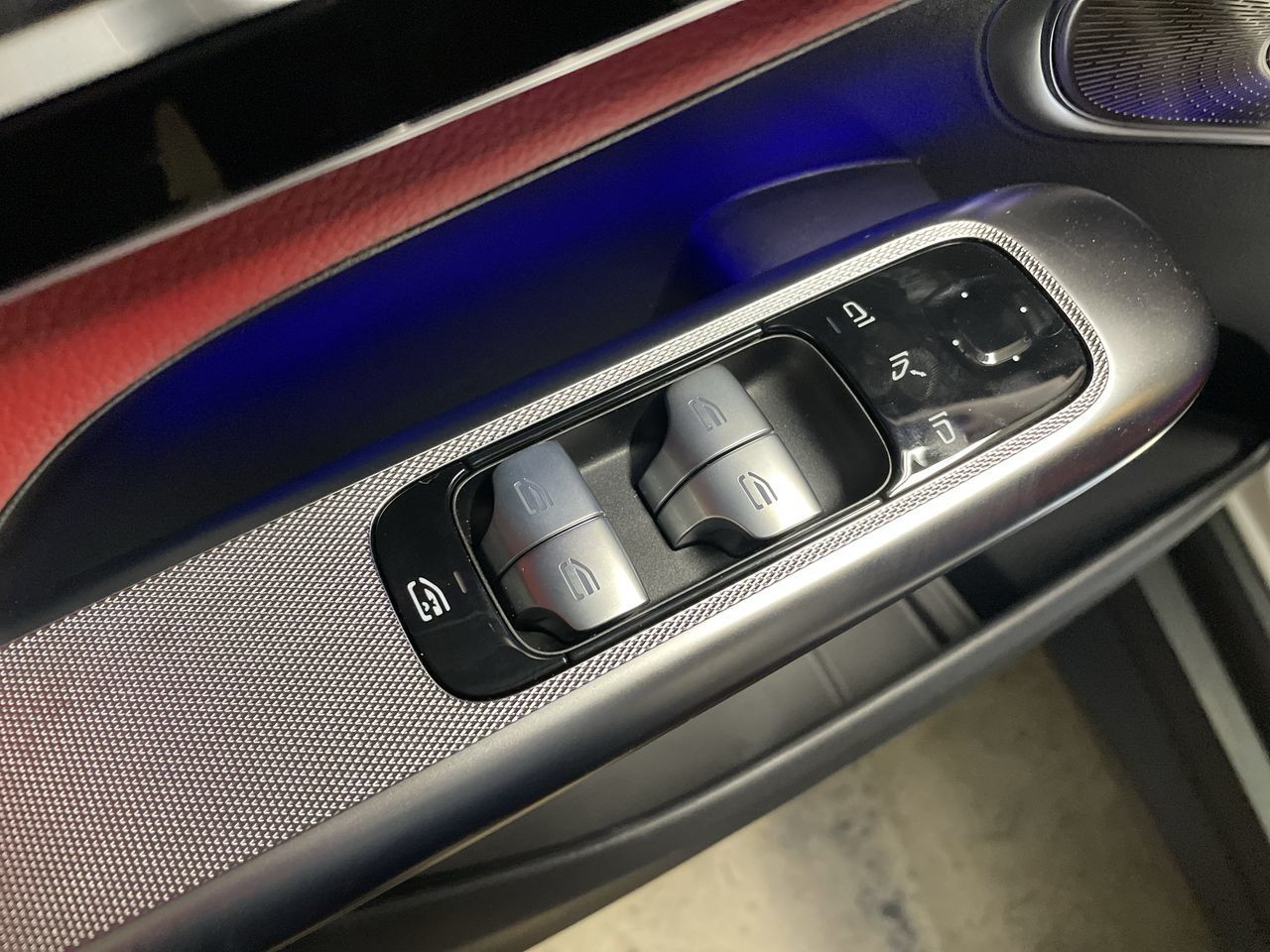 2026 Mercedes-Benz GLC