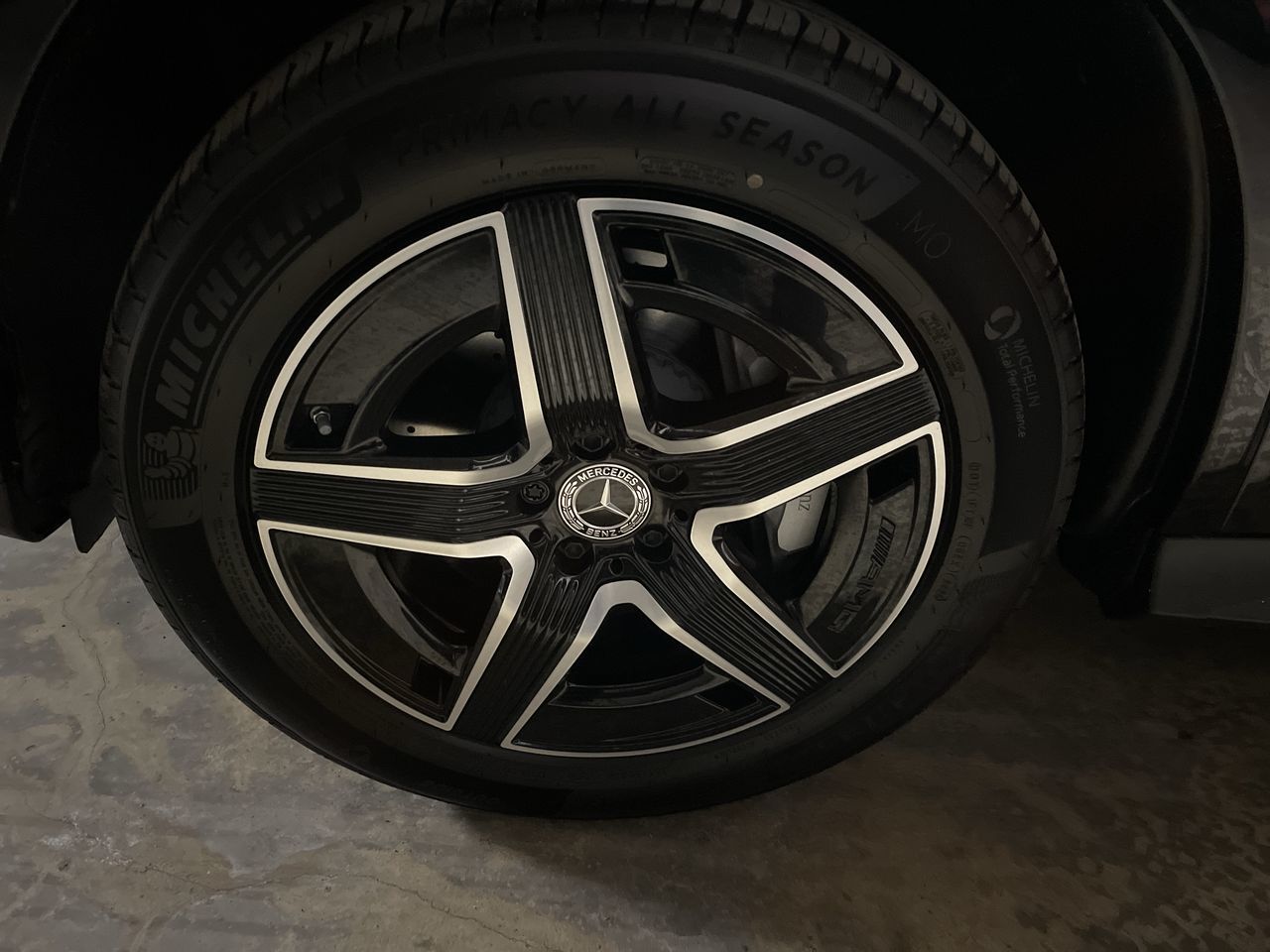 2026 Mercedes-Benz GLC