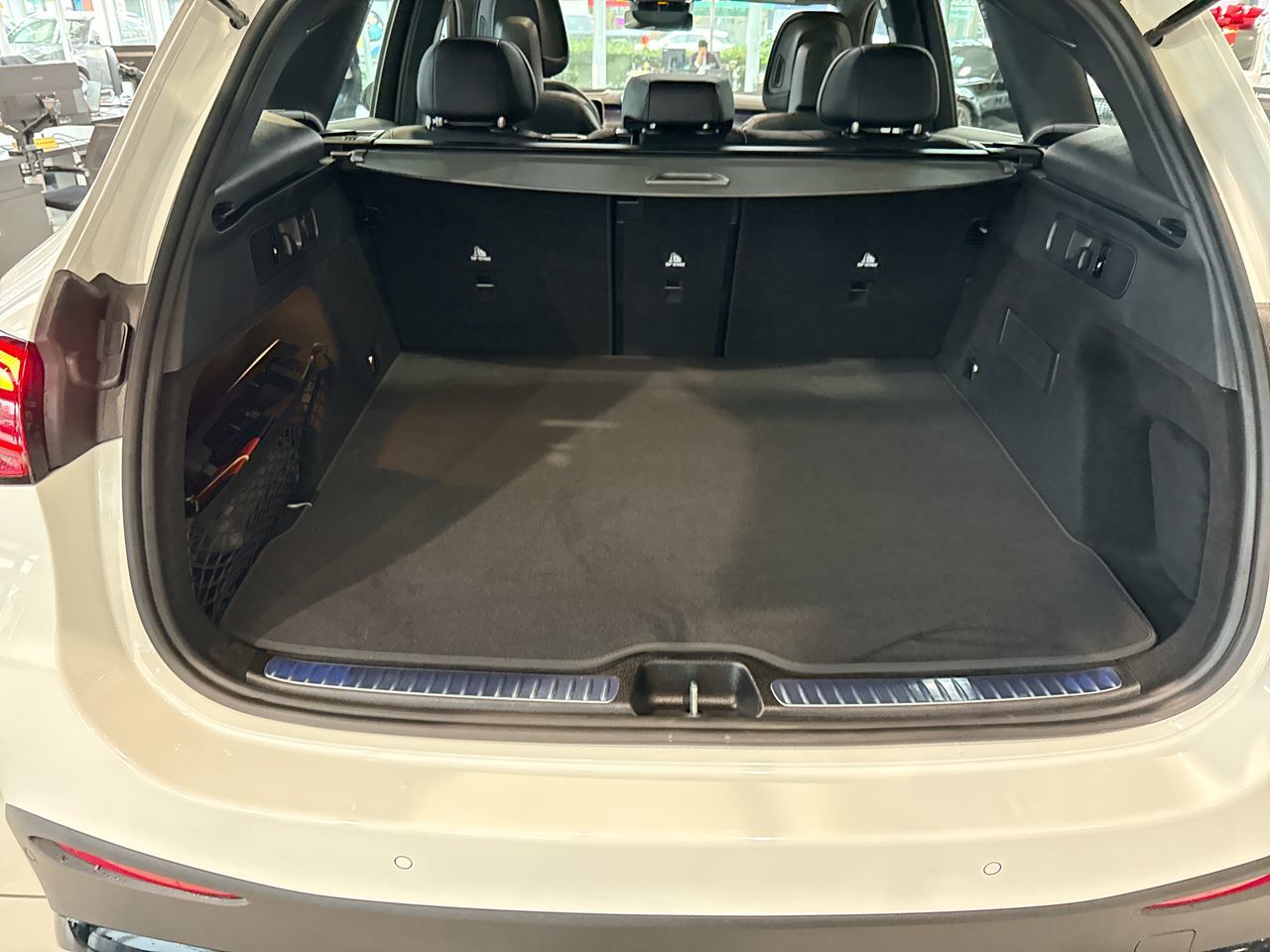2026 Mercedes-Benz GLC