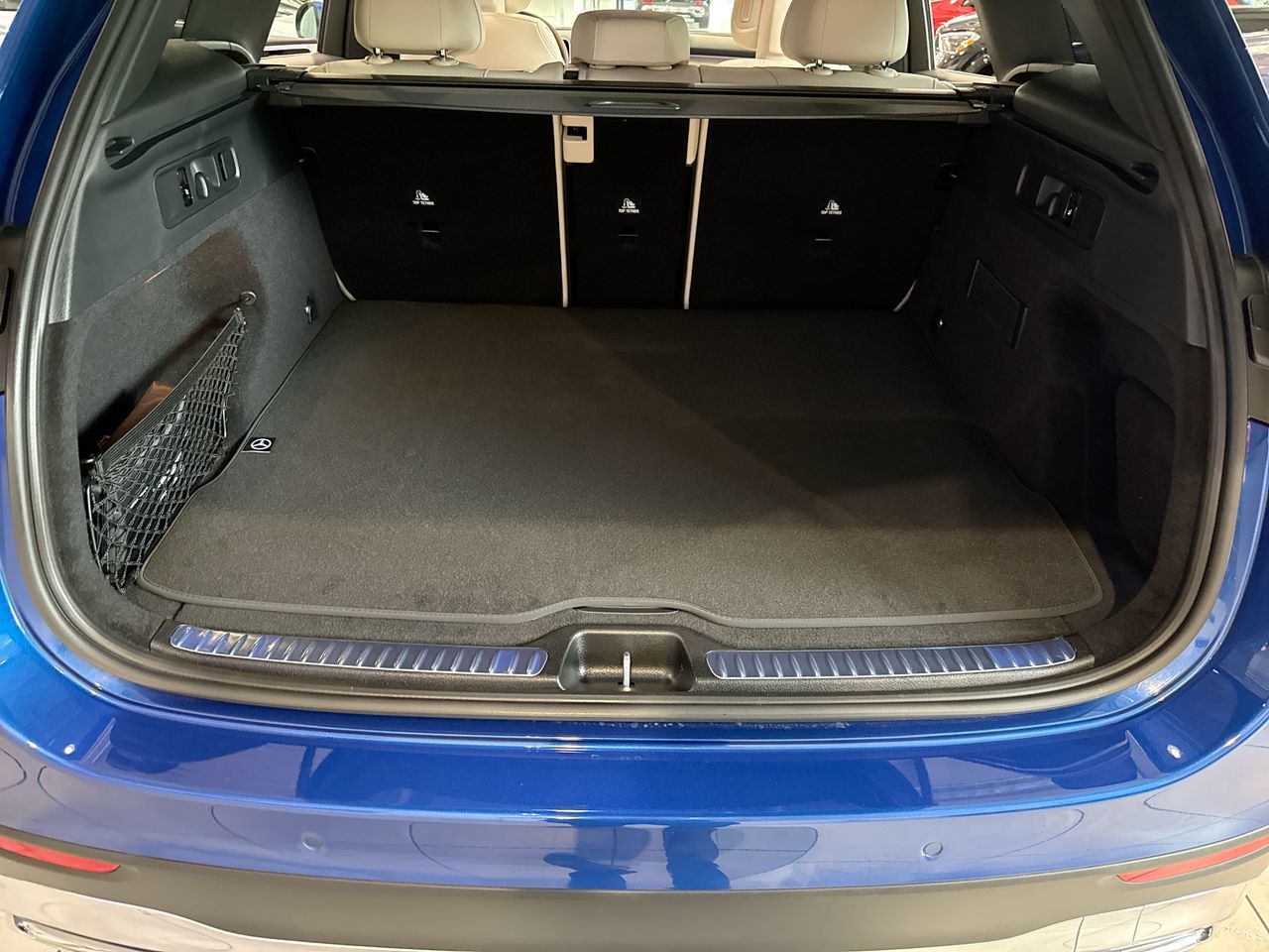 2026 Mercedes-Benz GLC