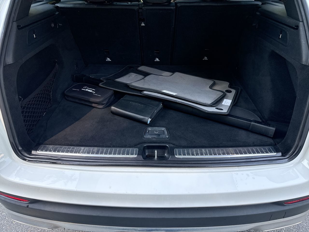 2016 Mercedes-Benz GLC300 in North Vancouver, British Columbia