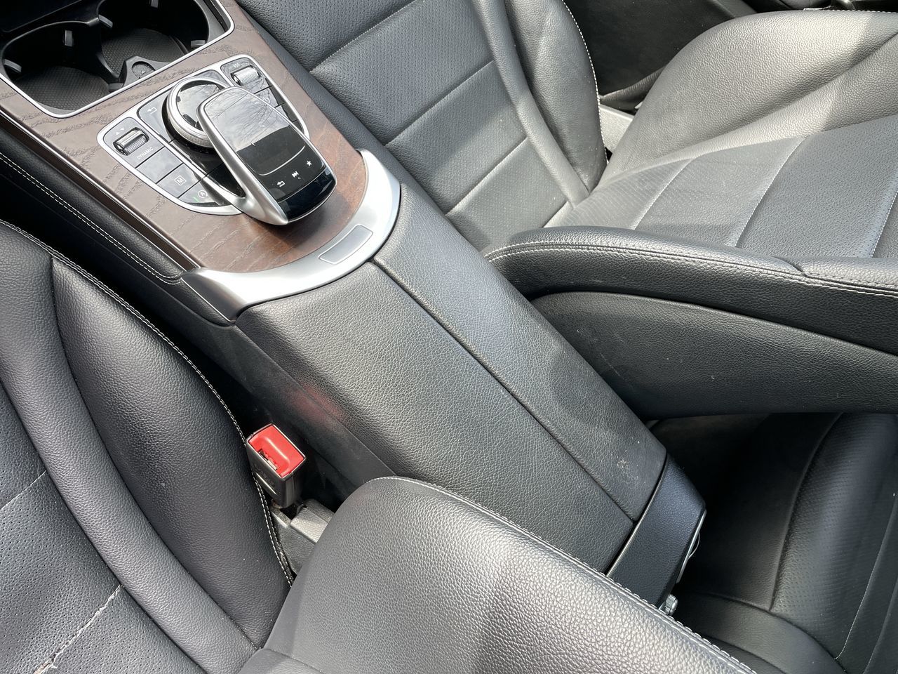 2018 Mercedes-Benz GLC300 in North Vancouver, British Columbia