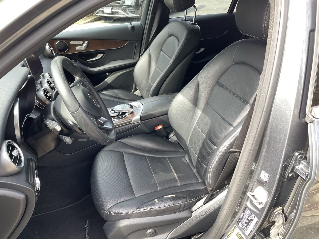 2018 Mercedes-Benz GLC300 in North Vancouver, British Columbia