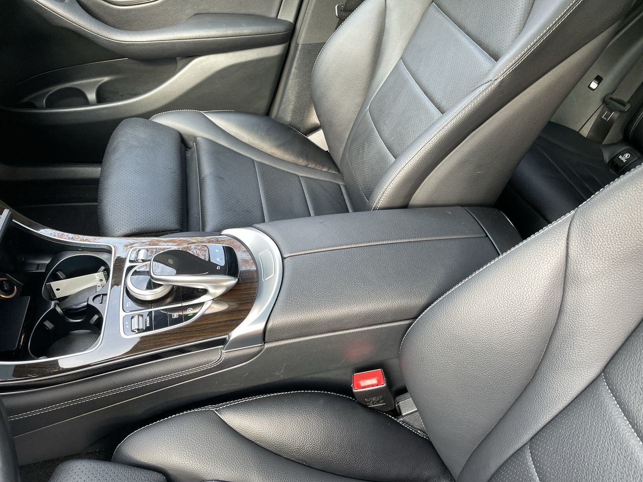 Mercedes-Benz GLC300  2018 à North Vancouver, Colombie-Britannique