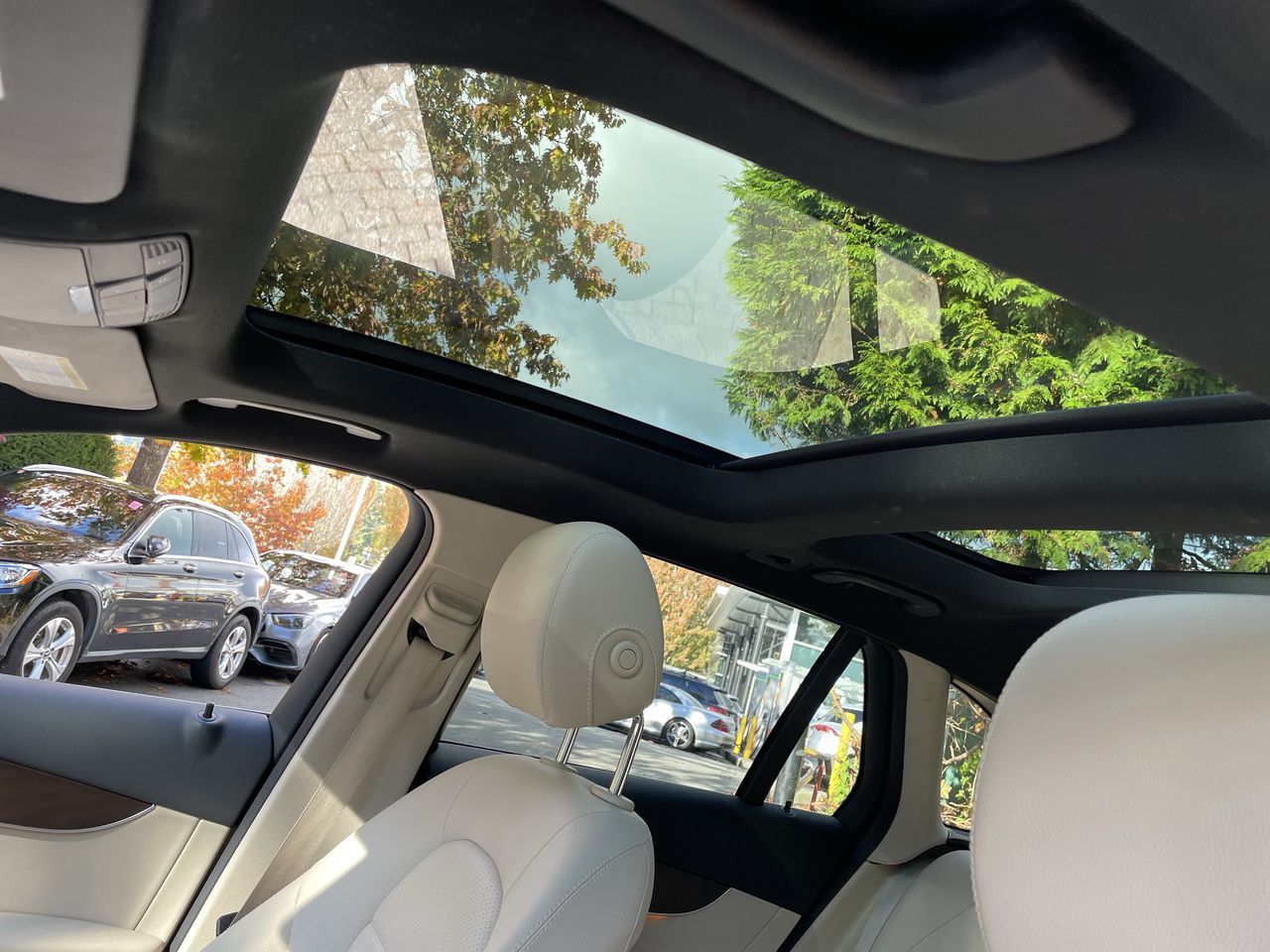 2019 Mercedes-Benz GLC300