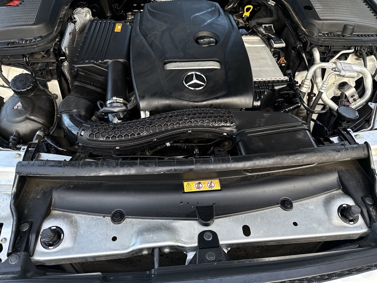 2019 Mercedes-Benz GLC300 in North Vancouver, British Columbia