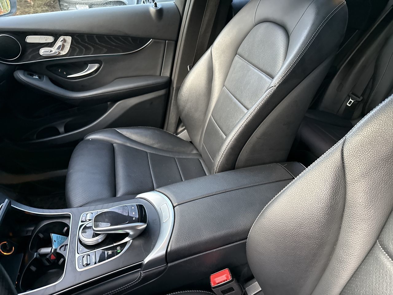 2019 Mercedes-Benz GLC300 in North Vancouver, British Columbia