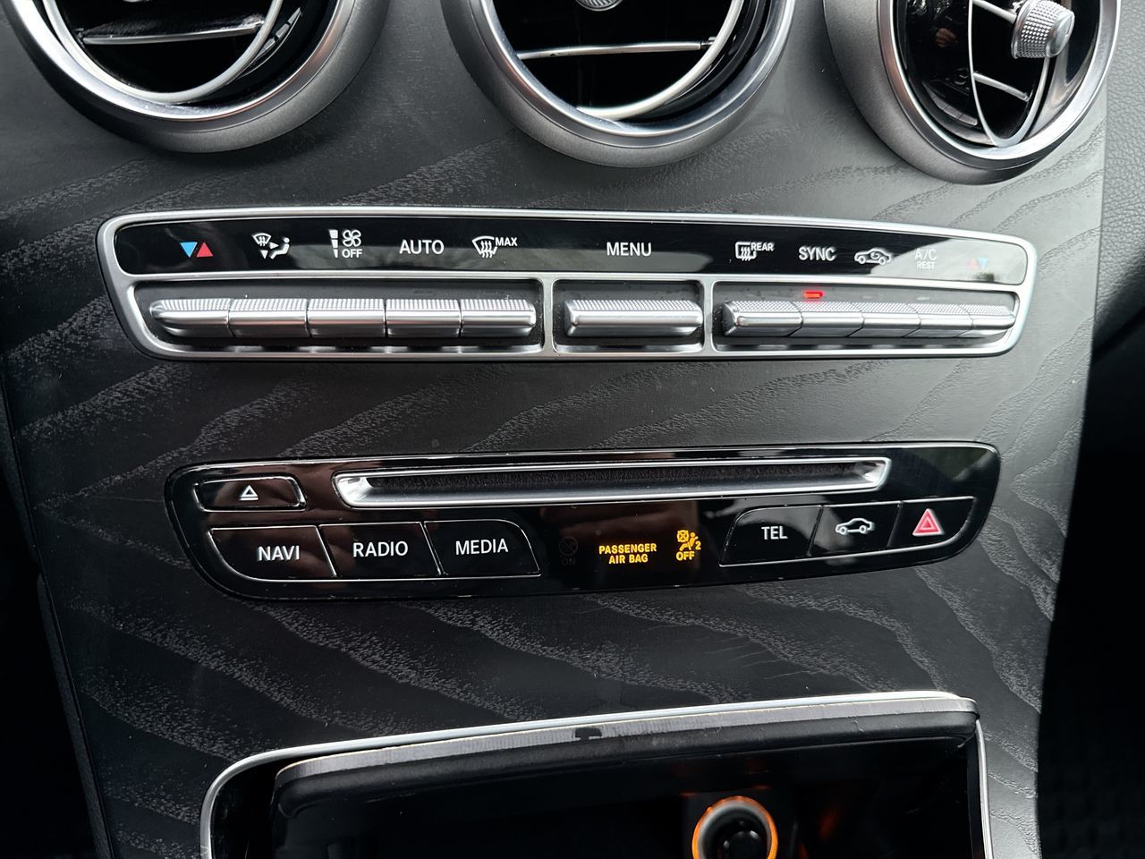 Mercedes-Benz GLC300  2019 à North Vancouver, Colombie-Britannique