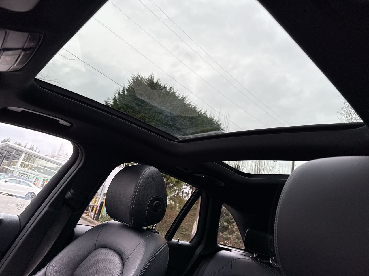 Mercedes-Benz GLC300  2019 à North Vancouver, Colombie-Britannique