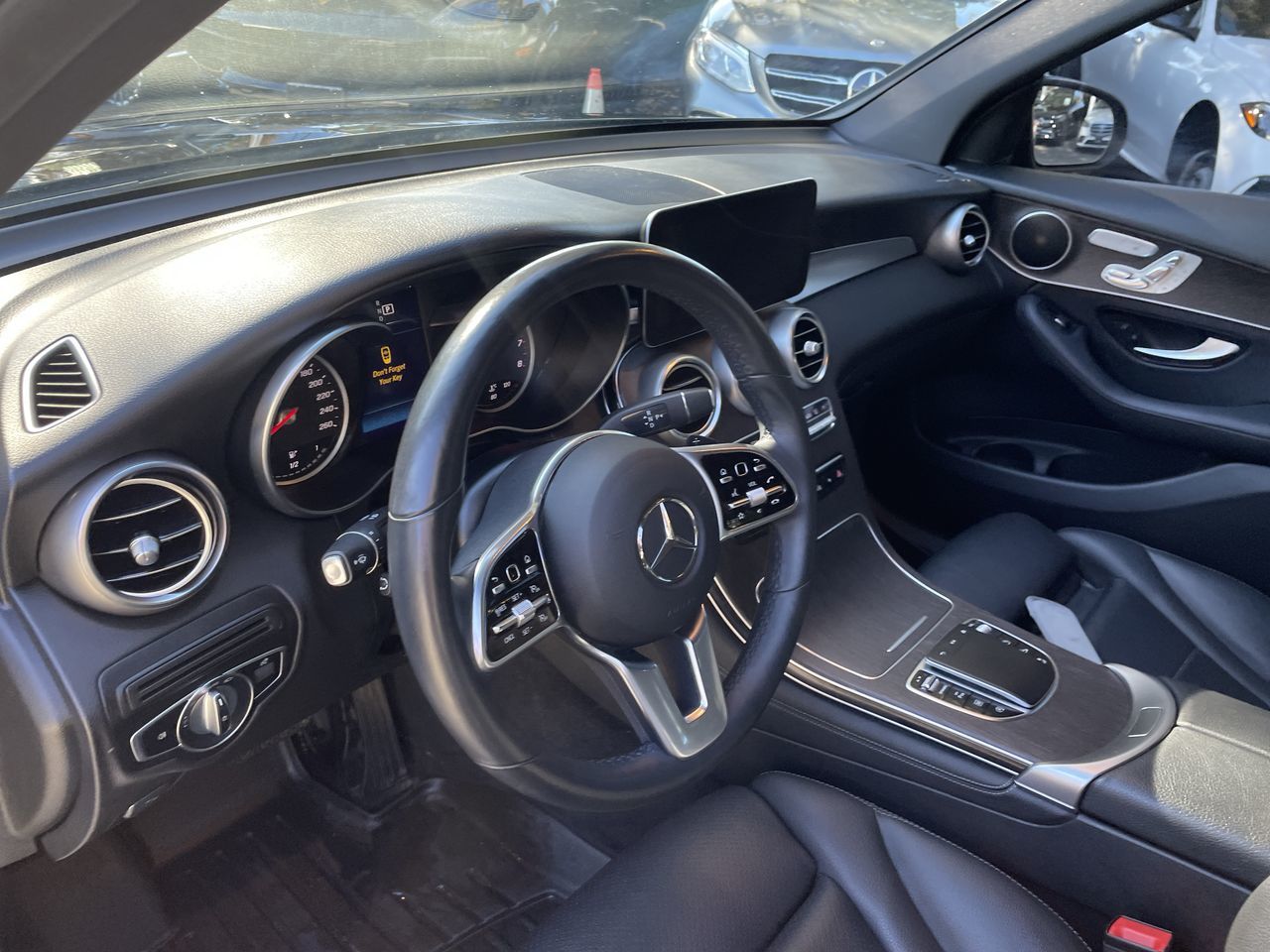 2020 Mercedes-Benz GLC300