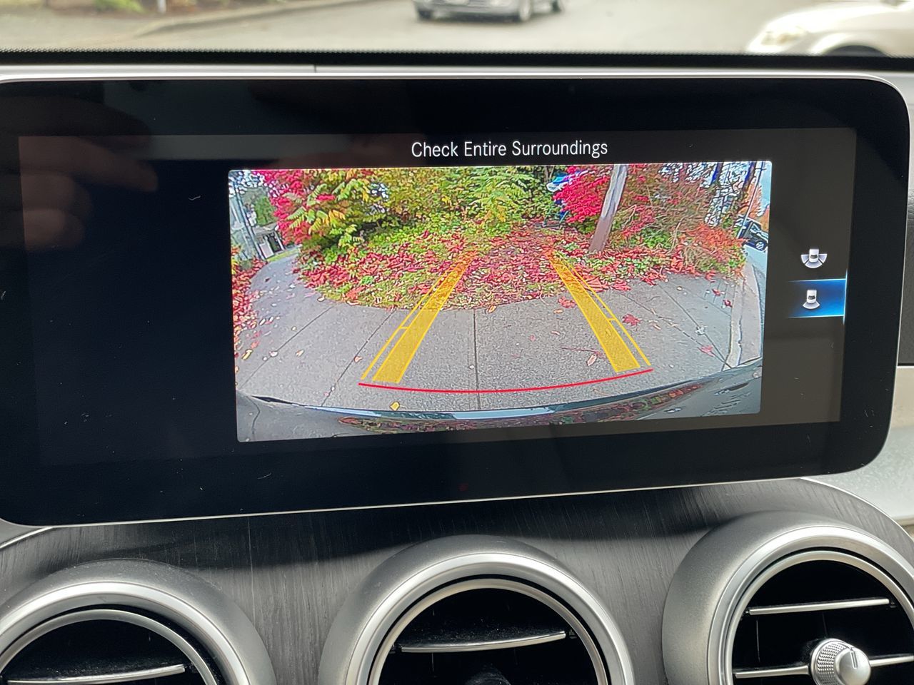 2020 Mercedes-Benz GLC300