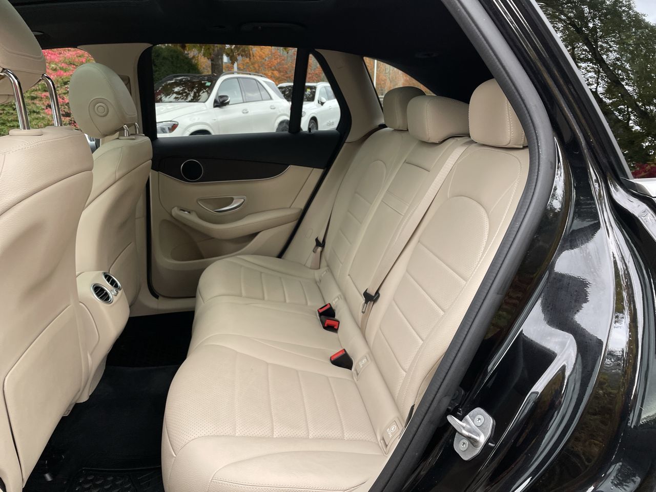 Mercedes-Benz GLC300  2020 à North Vancouver, Colombie-Britannique