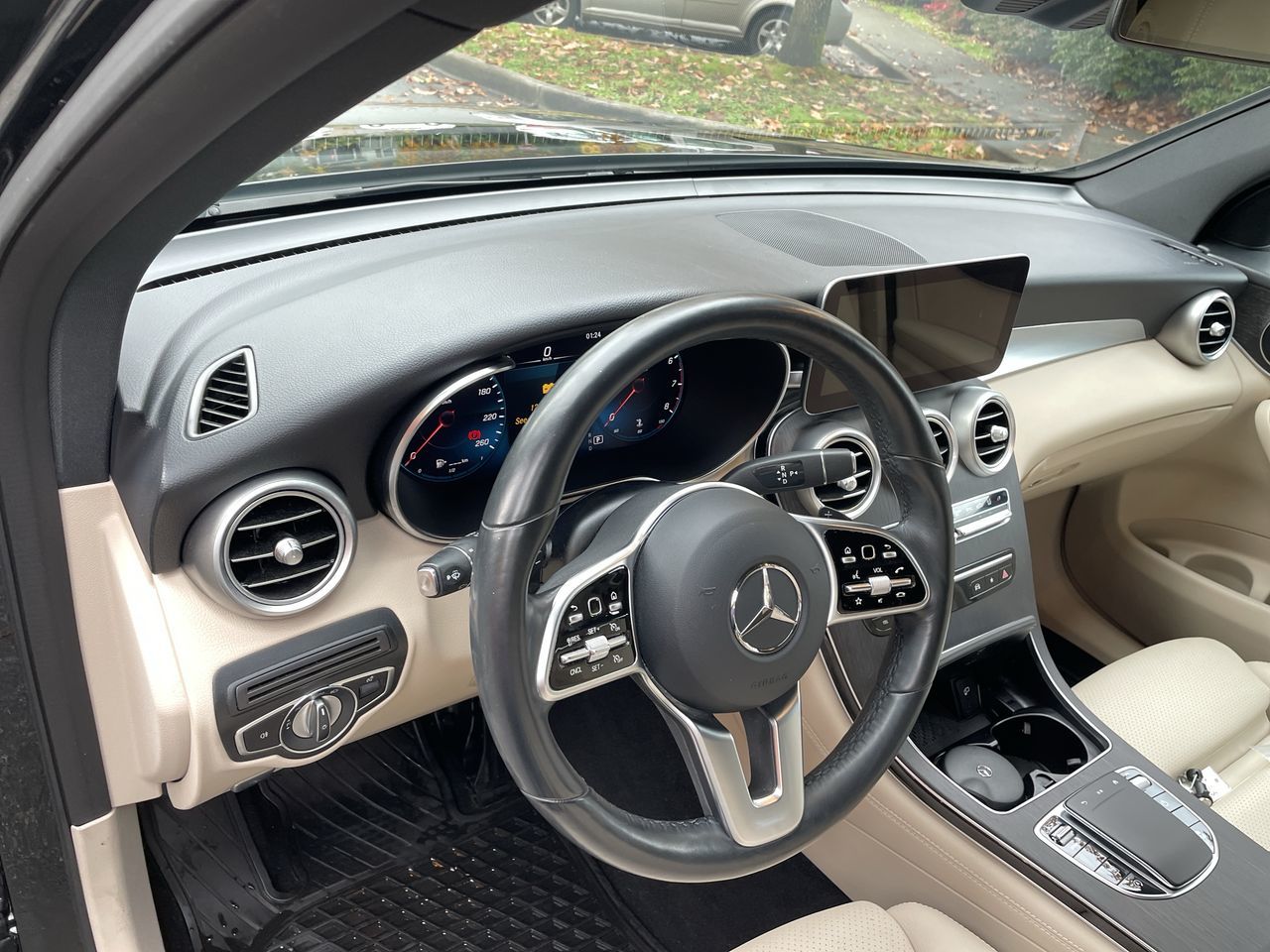 2020 Mercedes-Benz GLC300