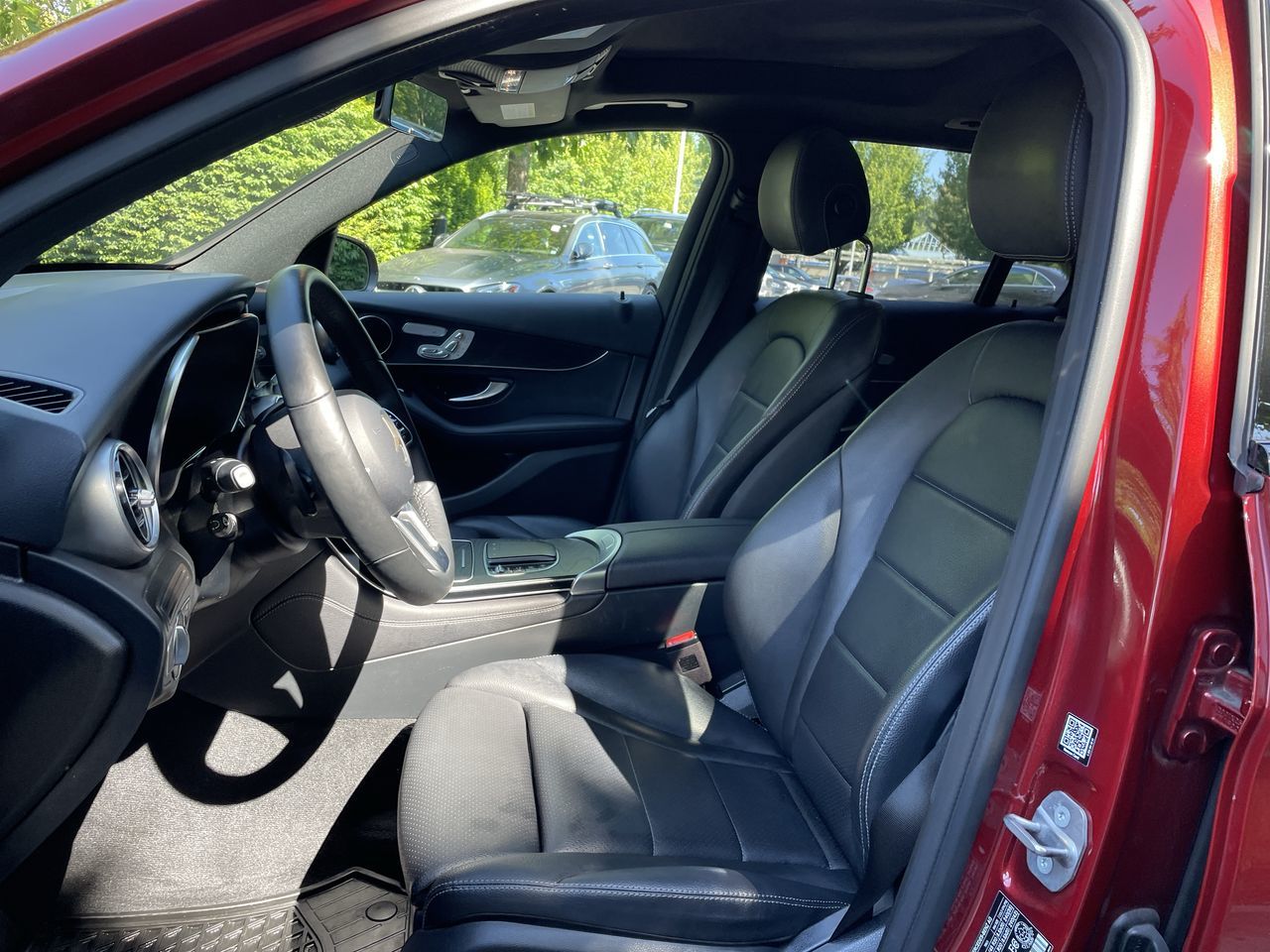 Mercedes-Benz GLC300  2021 à North Vancouver, Colombie-Britannique