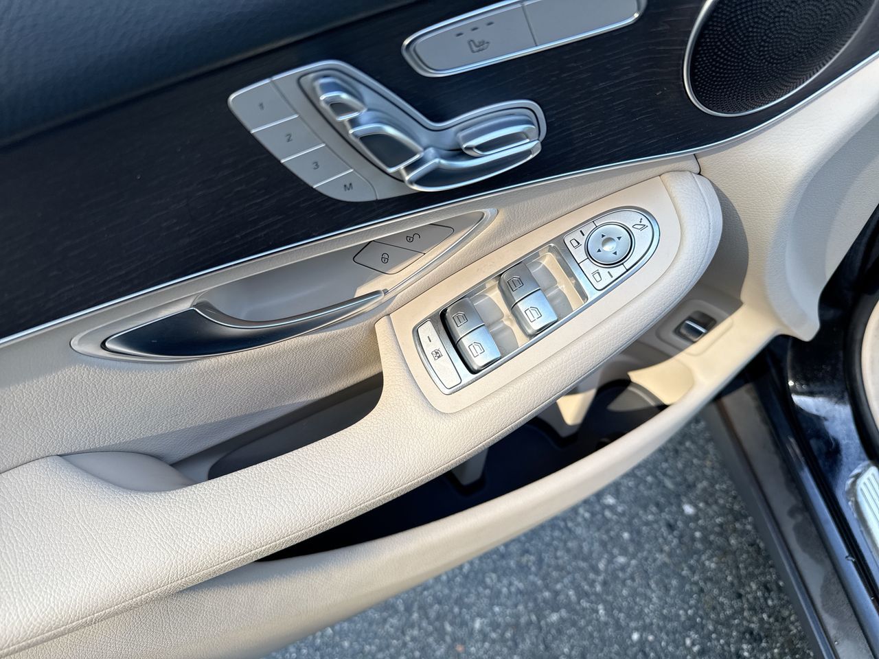 2021 Mercedes-Benz GLC300 in North Vancouver, British Columbia