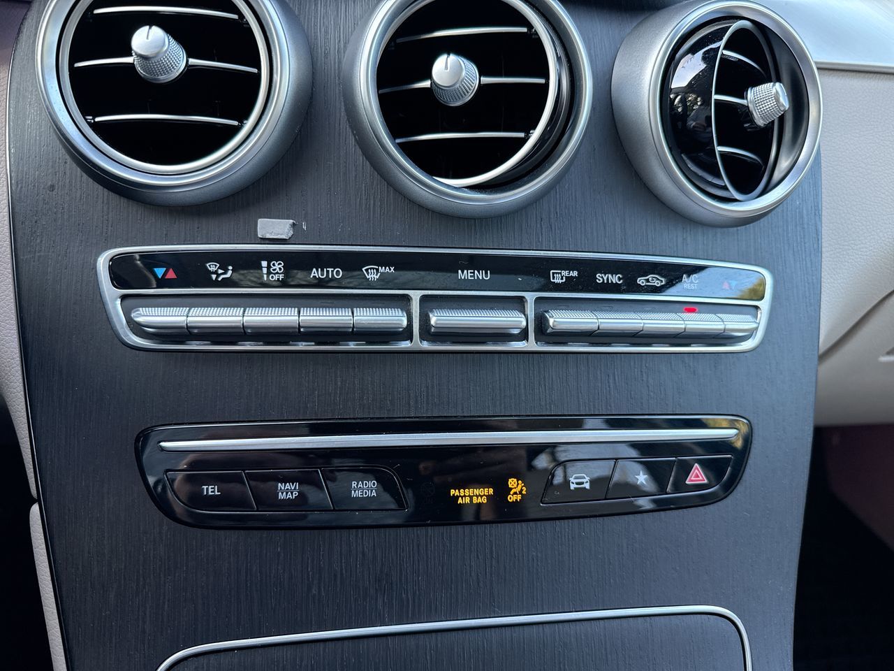 2021 Mercedes-Benz GLC300 in North Vancouver, British Columbia