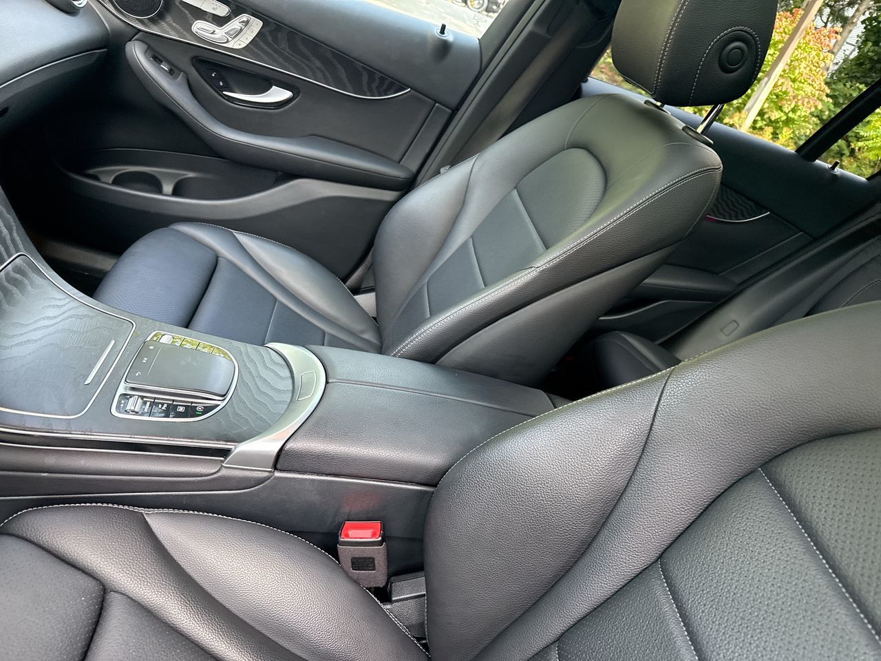 2021 Mercedes-Benz GLC300