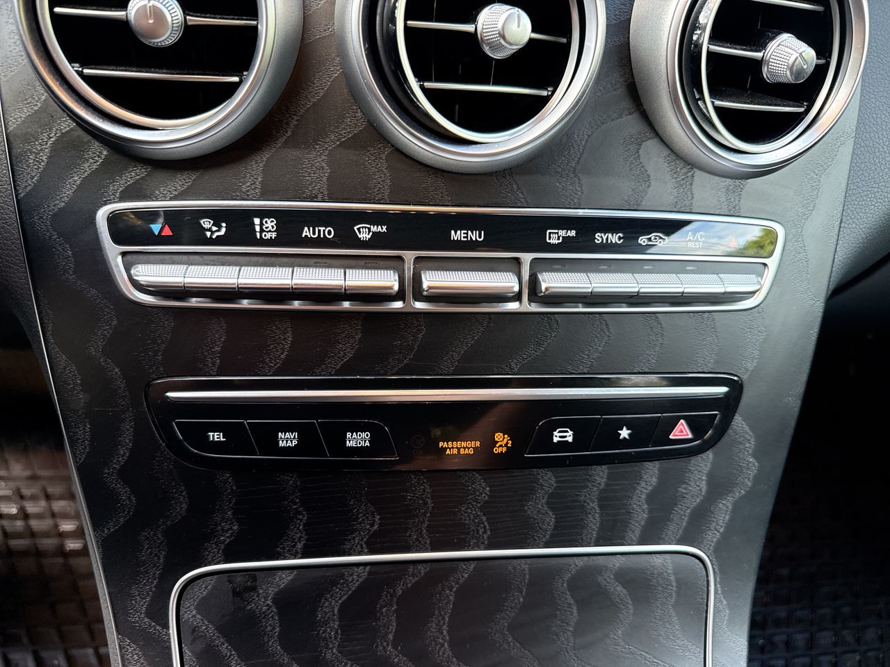 2021 Mercedes-Benz GLC300