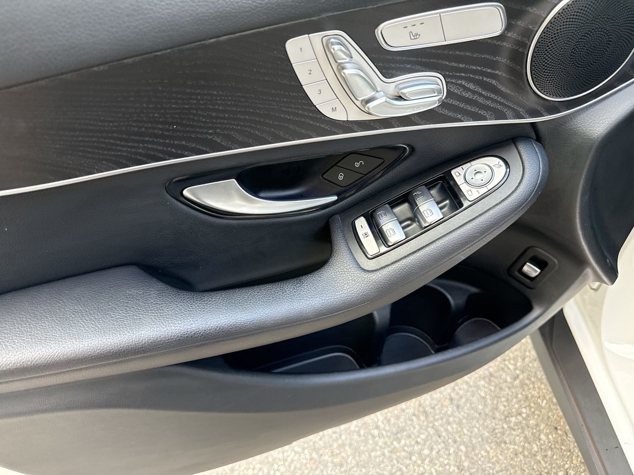 2021 Mercedes-Benz GLC300