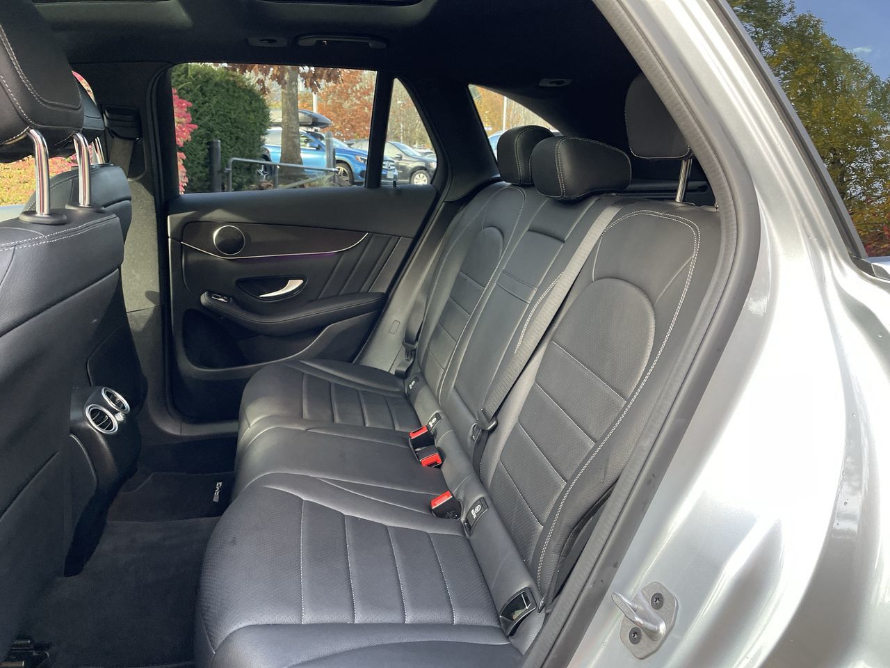 Mercedes-Benz GLC300  2022 à North Vancouver, Colombie-Britannique